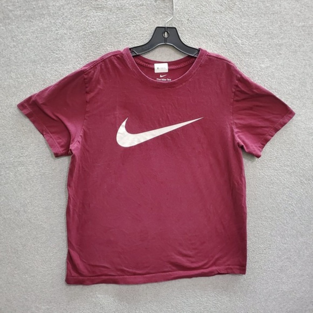 Nike Men‎ T-Shirt Large Red Logo Center Big Swoosh Short Sleeve Adult Tee